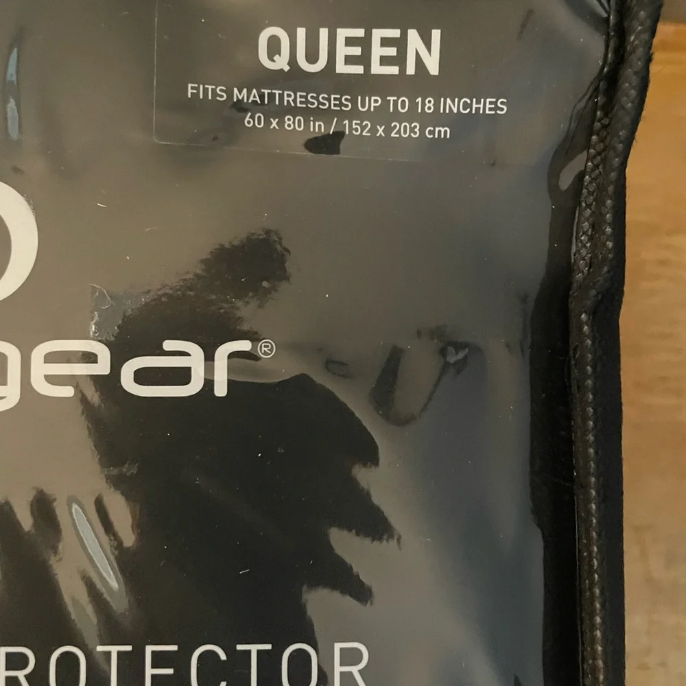NEW ~ BedGear ~ Queen ~ iPROTECT ~ Mattress Protector ~ Noiseless Barrier